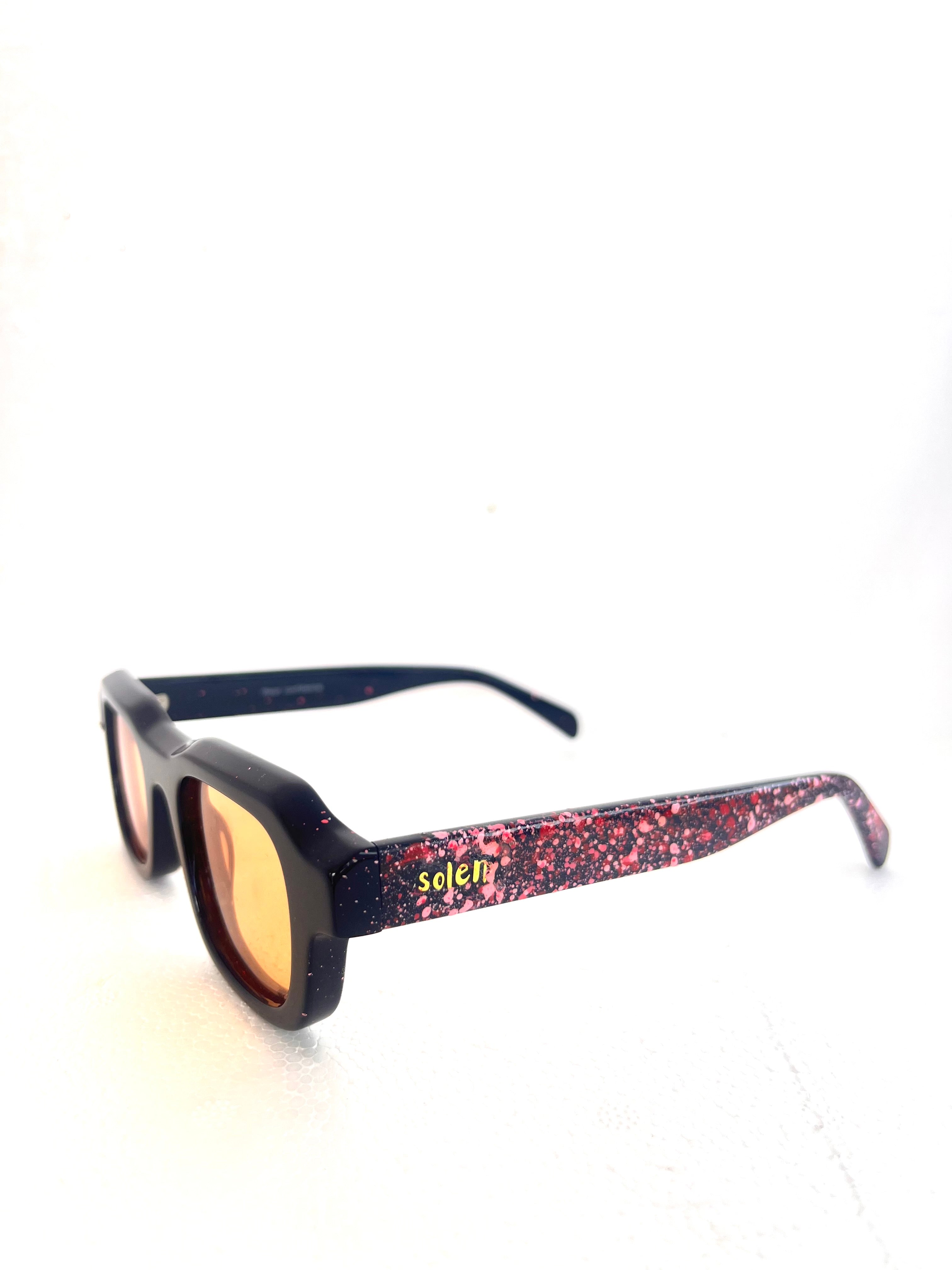 Omnia - Pink and red splatter