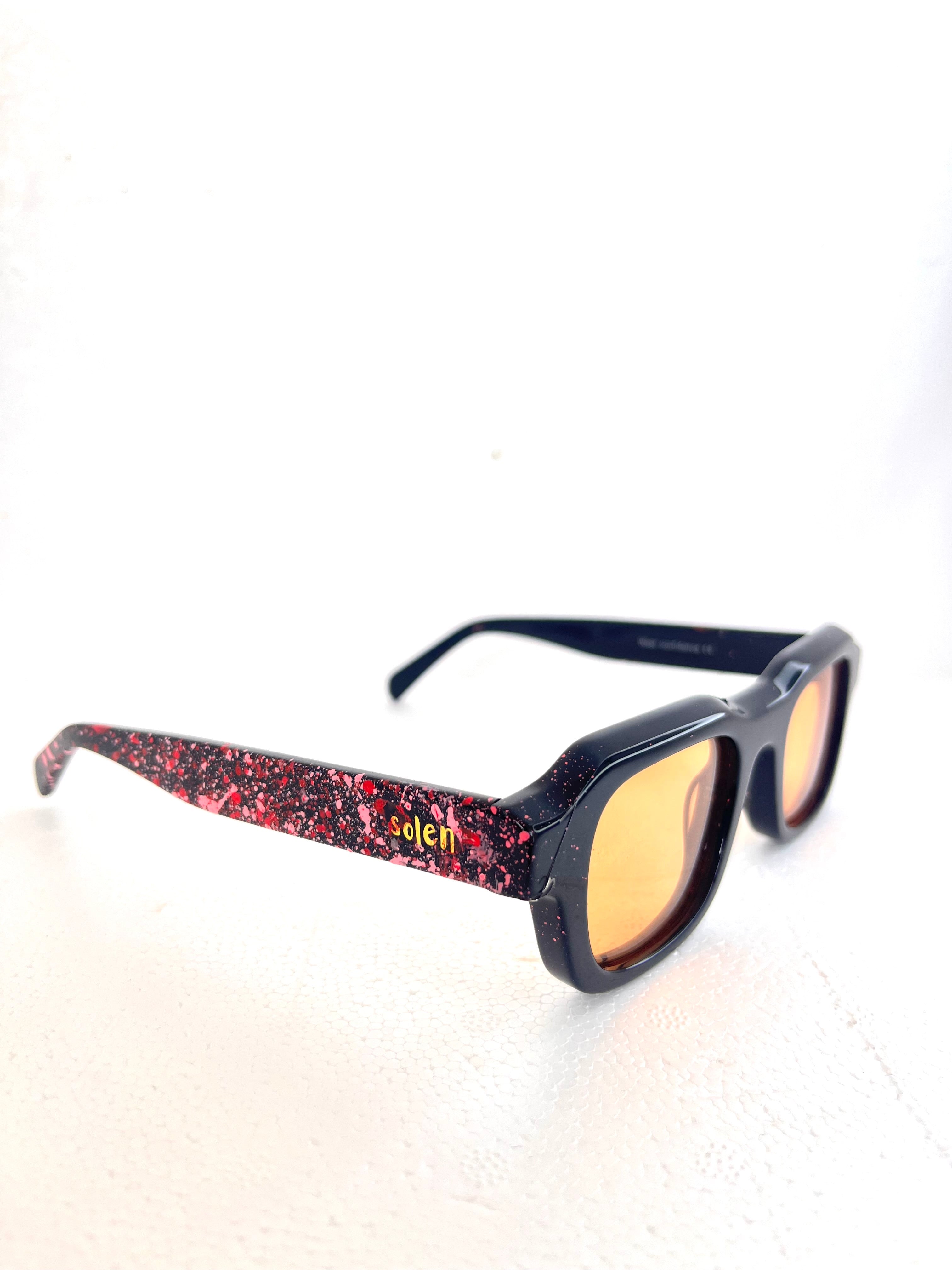 Omnia - Pink and red splatter