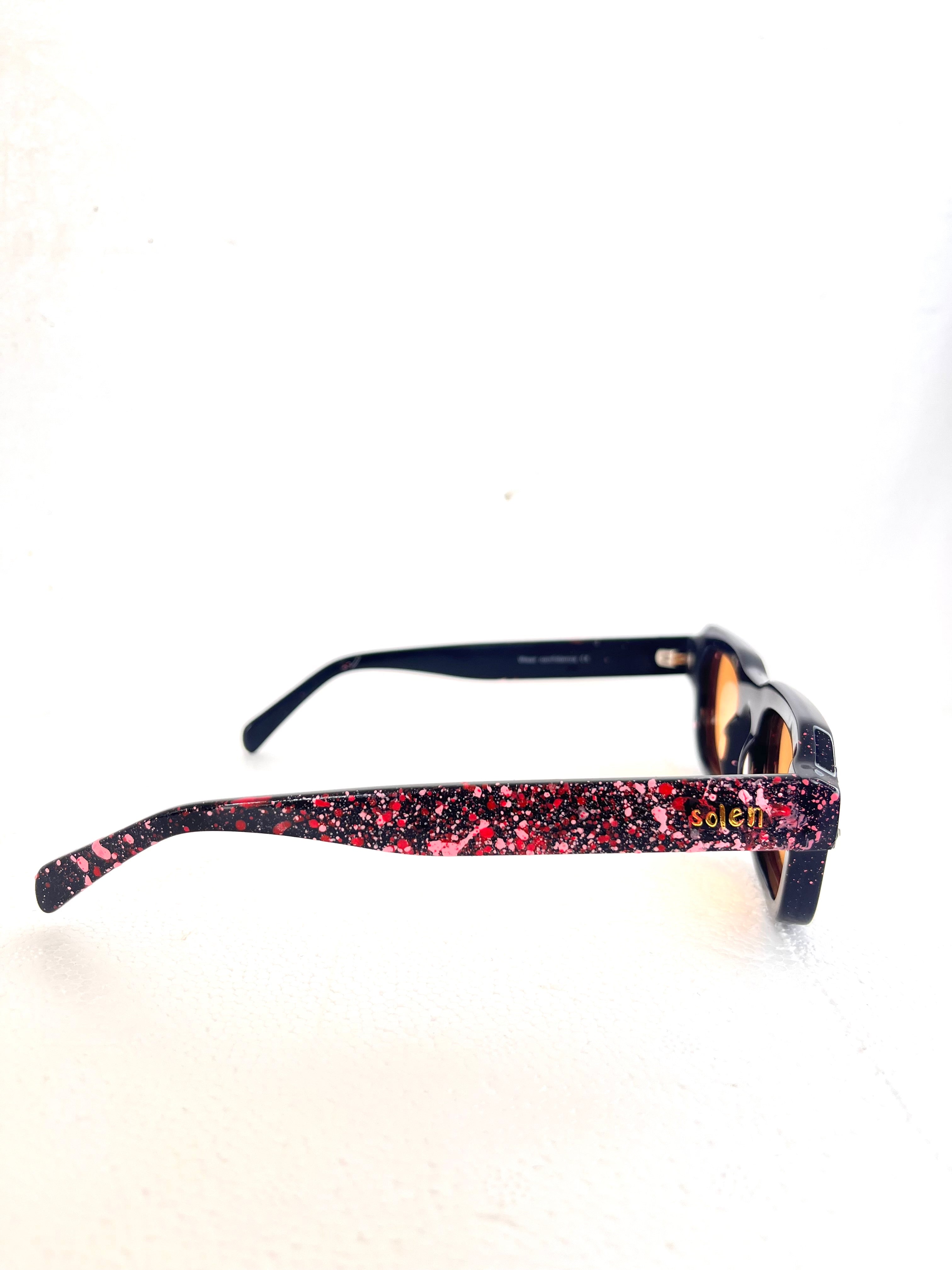 Omnia - Pink and red splatter